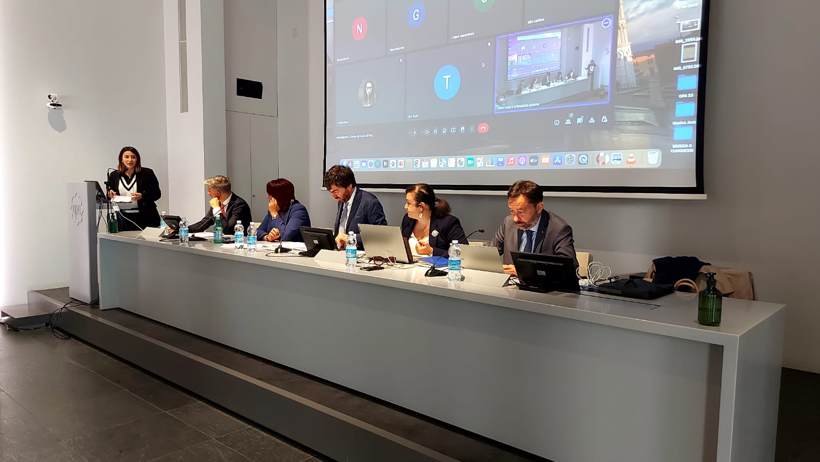 Immagine WhatsApp 2024 10 15 ore 12.57.36 286f95a9